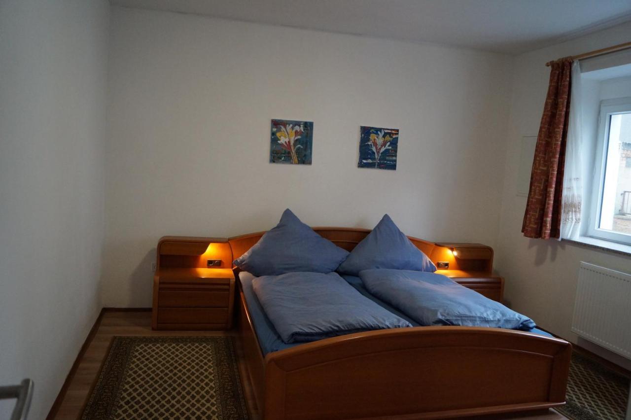Rosen Und Rosse Apartment Zweibrücken Екстериор снимка